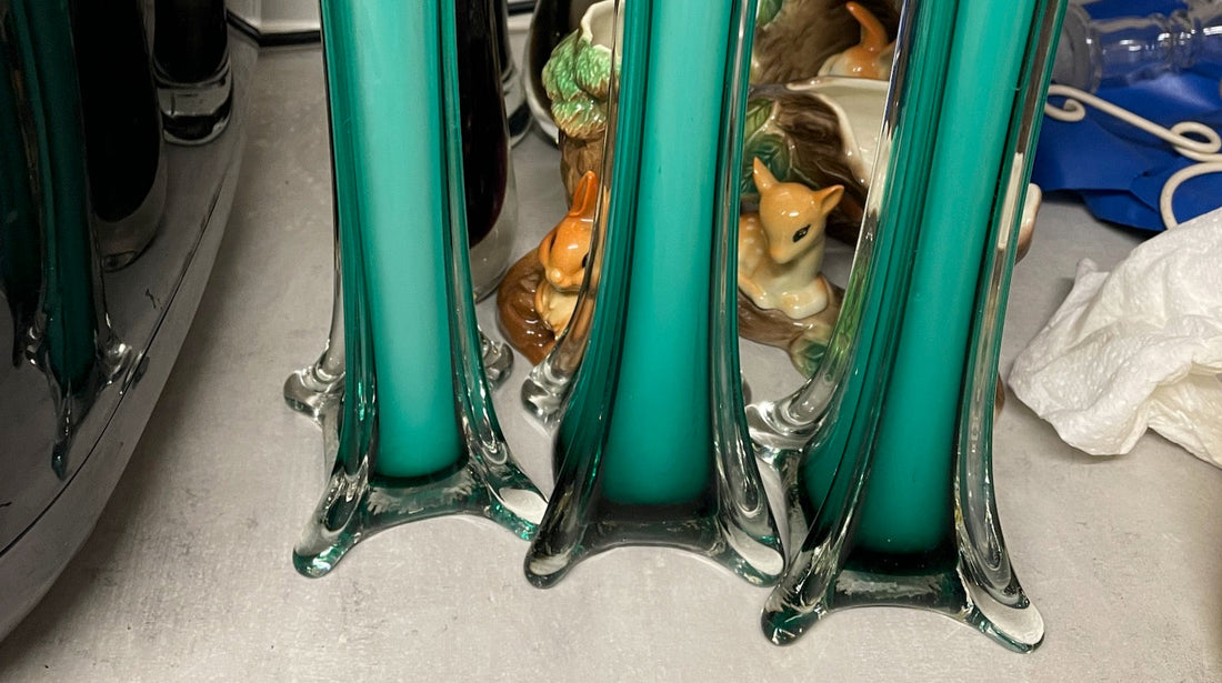 282 - Teal Flutes
