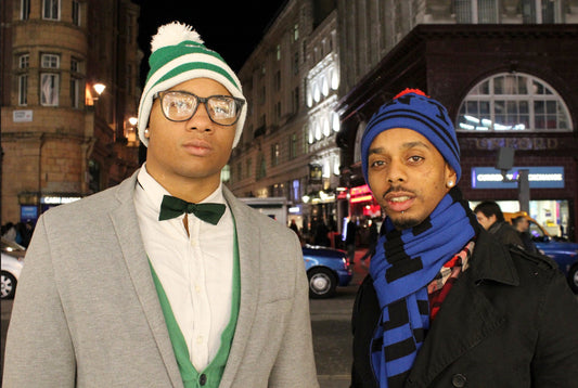 327 - Outside Topshop